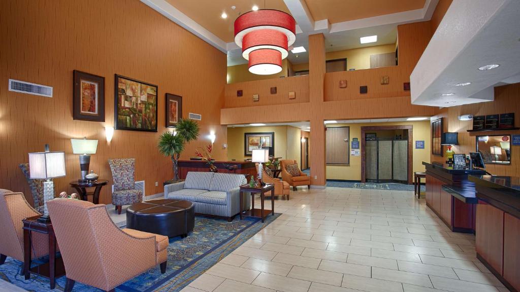 Best Western PLUS Fresno Inn Main image 1